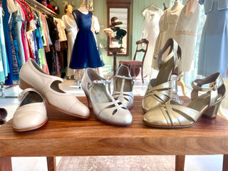 1930s Shoes That Perfectly Complement a 1960s-Inspired Look