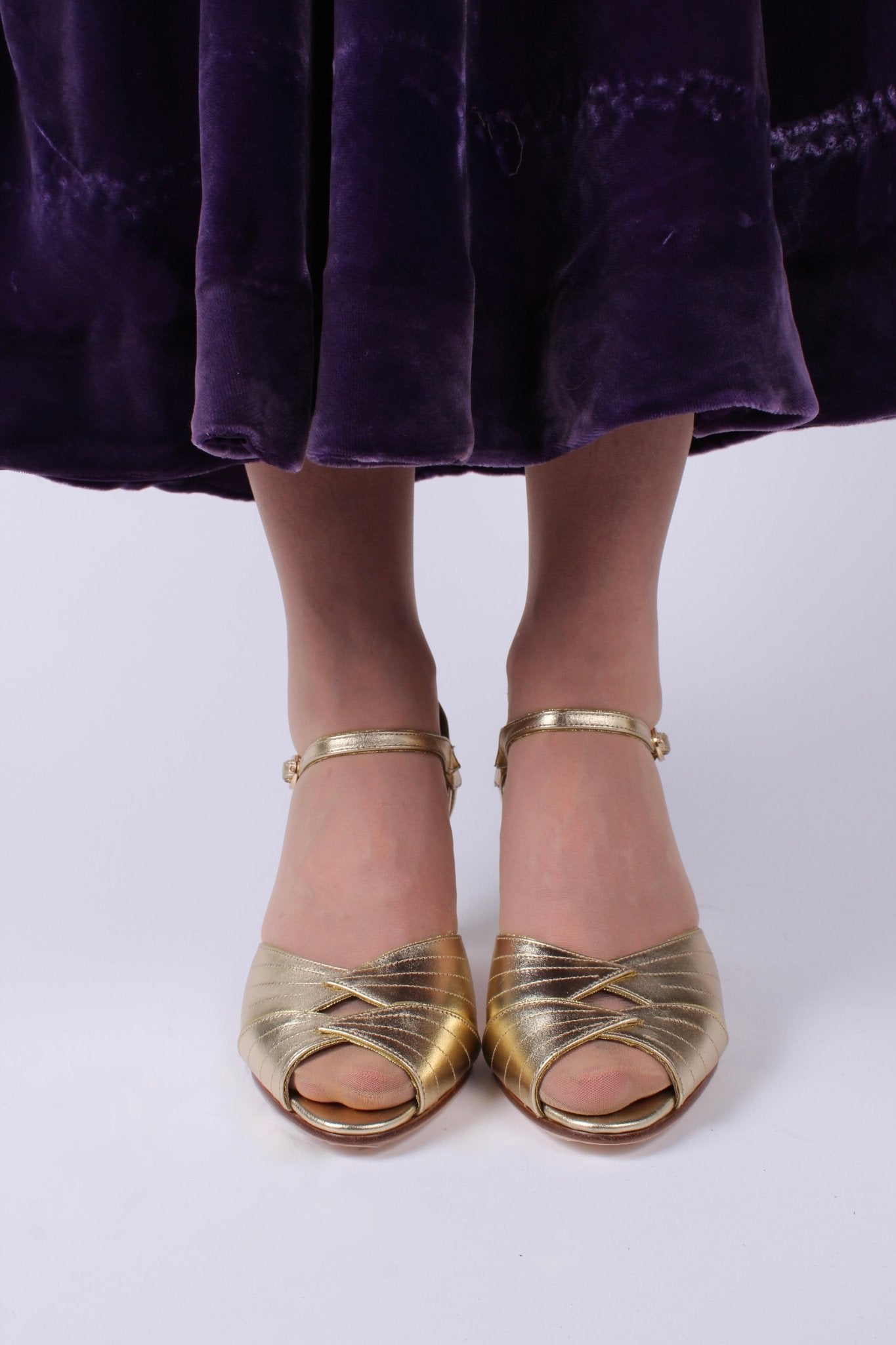 1930s evening shoes with peep toe - Gold - Susan memery 1930s evening shoes with peep toe - Gold - Susan memery