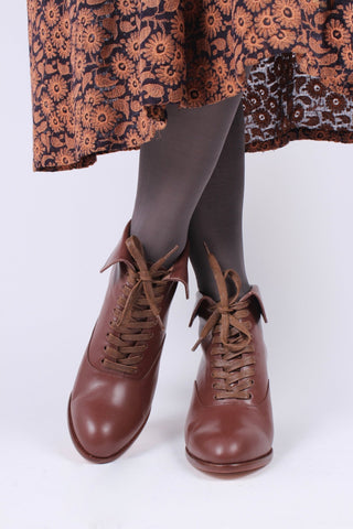 1930s style leather lace - up ankle boot - Brown - Betty - memery