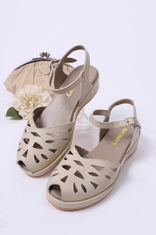 1940s / 50s summer wedge sandals - Cream - Sidse - memery
