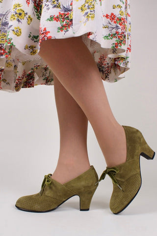 1940s pumps in suede with velvet laces - Green - Esther - memery