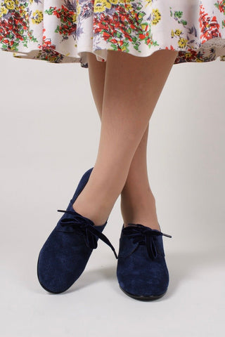 1940s pumps in suede with velvet laces - Navy blue - Esther - memery