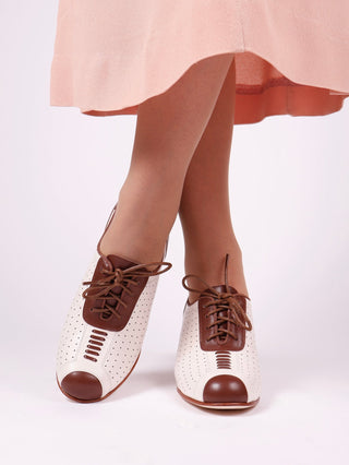 1940s Spectator Oxford pumps - Brown / Off - White - Lucy - memery