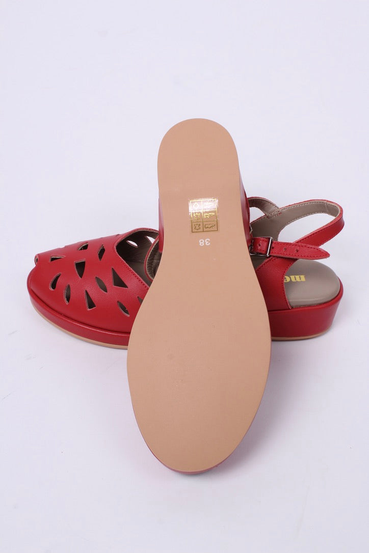 B.A.I.T. 50s Dima Wedge Sandals in Red