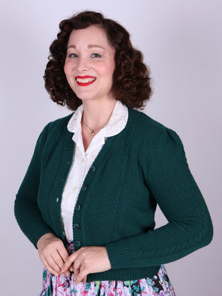 Cute and feminine cable knit 1940s cardigan - Merino - Emerald green - Astrid