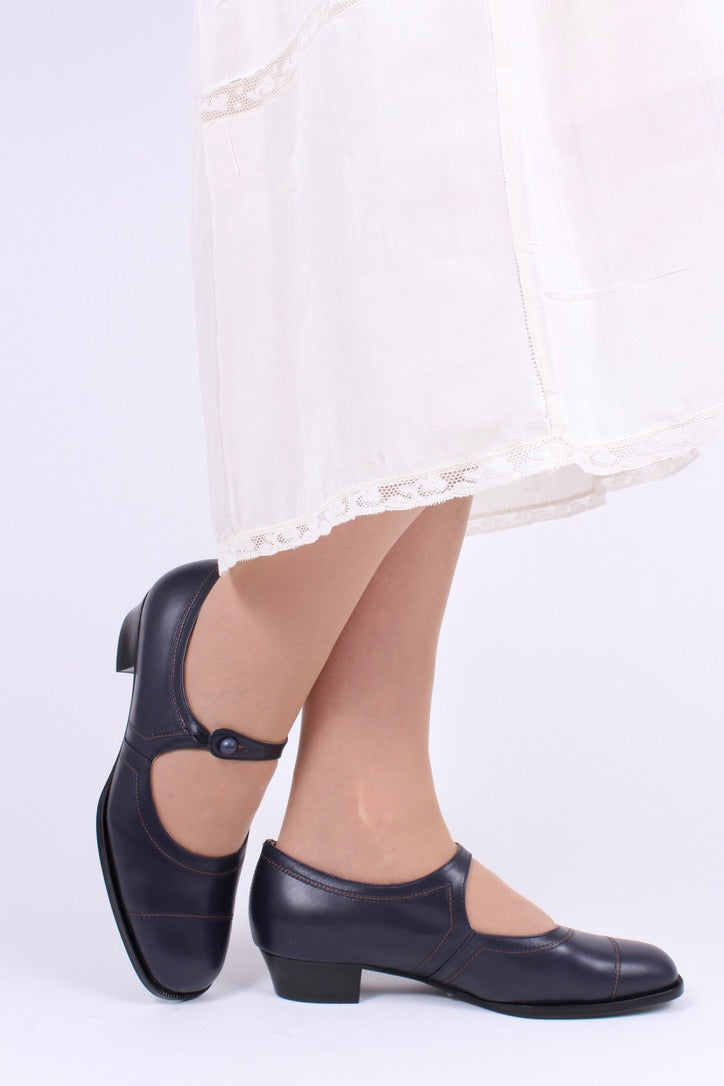1920s everyday shoe Navy Blue Ruby – memery - Main Image