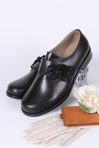 1940s everyday  lace-up shoe - black - Ellen