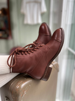 1940s Women's Military Boots - Brown - Robbie