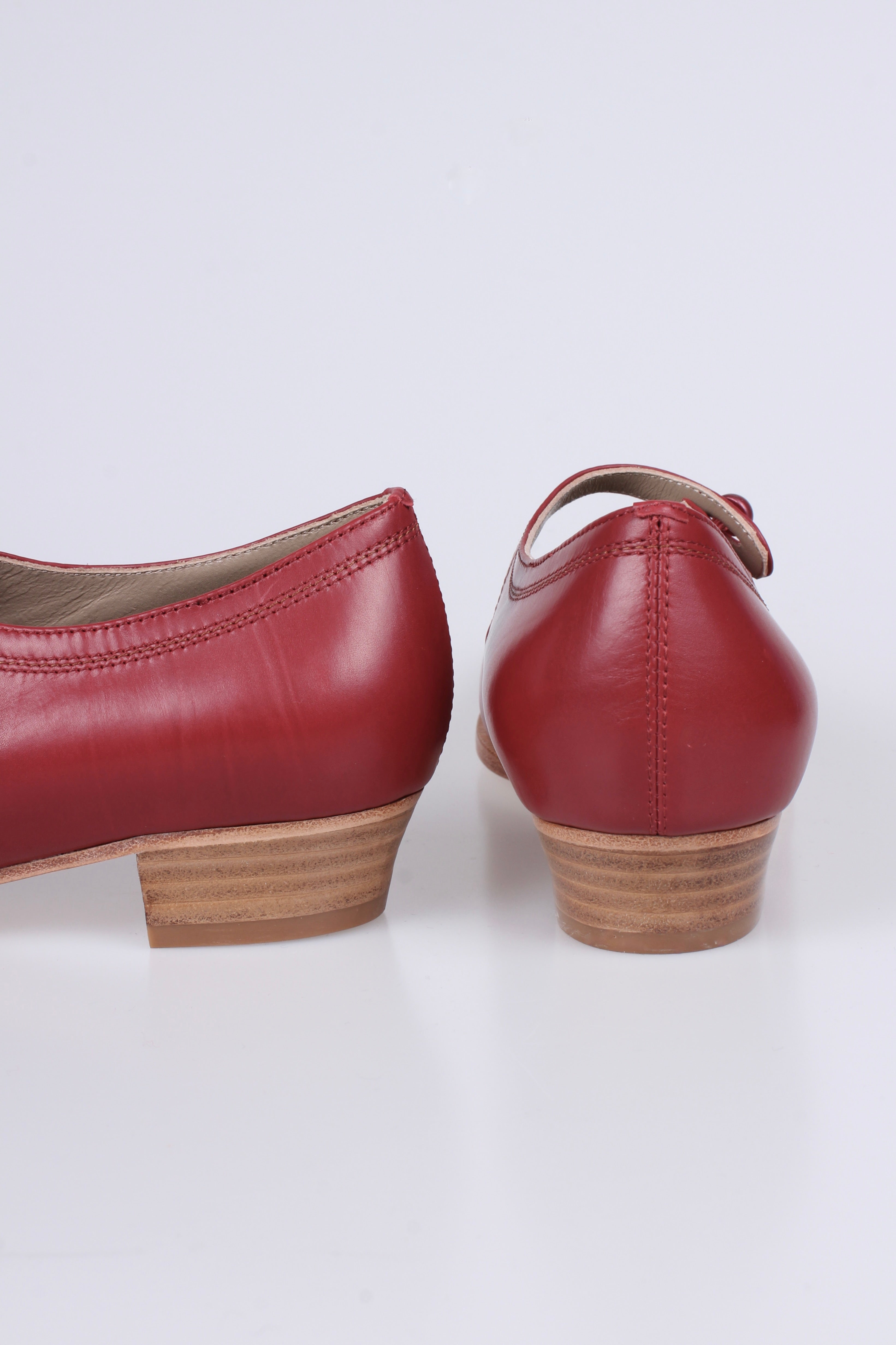 1920s everyday shoe Red Ruby – memery