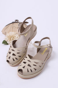 1940s / 50s style summer sandals /  wedges - Cream - Sidse