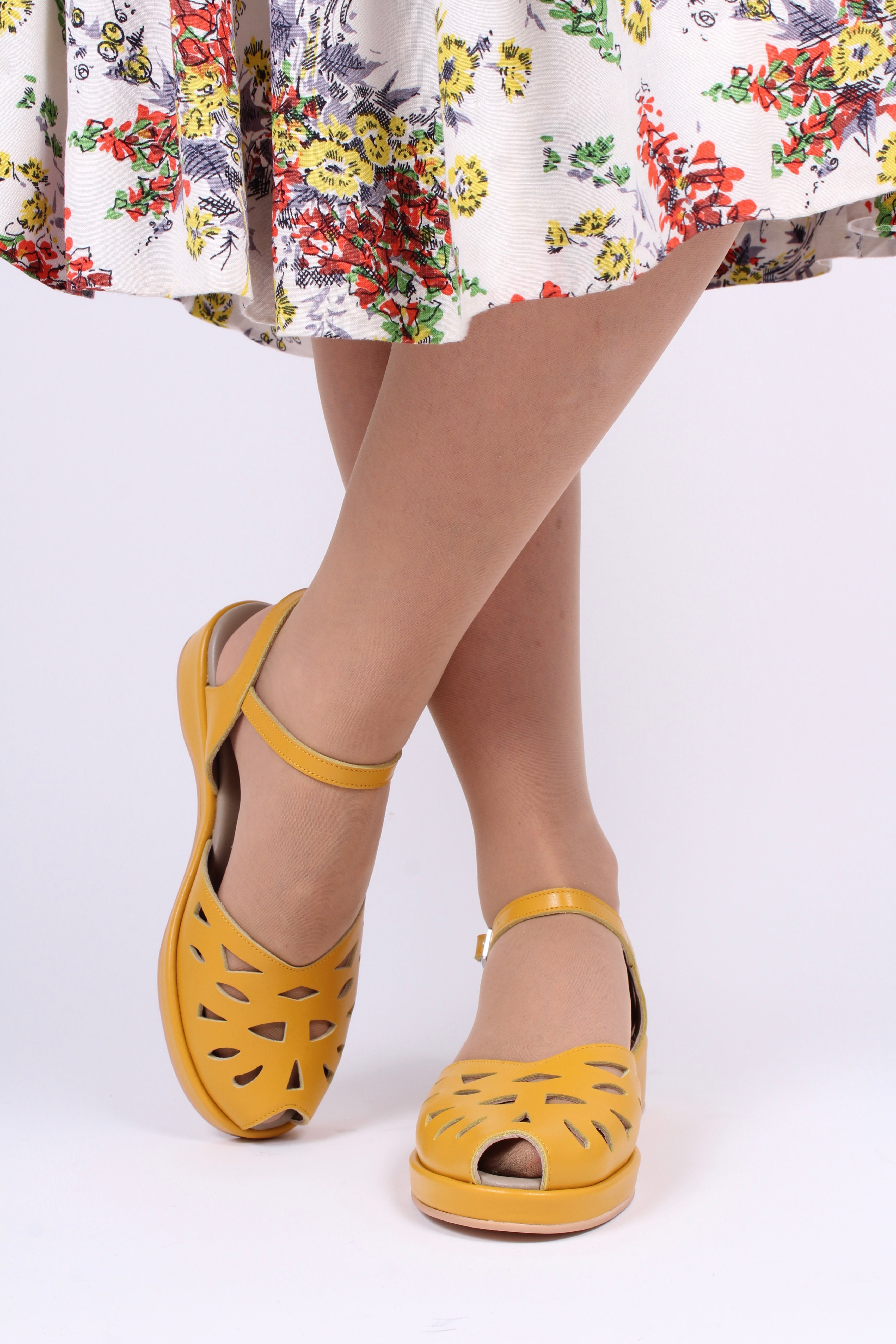 1940s / 50s style summer sandals /  wedges - Mustard Yellow - Sidse