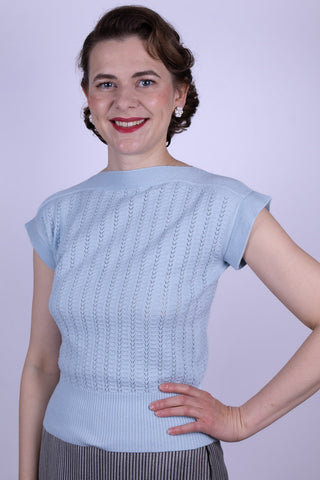 1950s style cap-sleeved jumper in fine lace knit - Pastel light blue- Iris