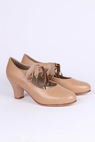 Classic, everyday late 1920's pumps - Cream - Charlotte - memery