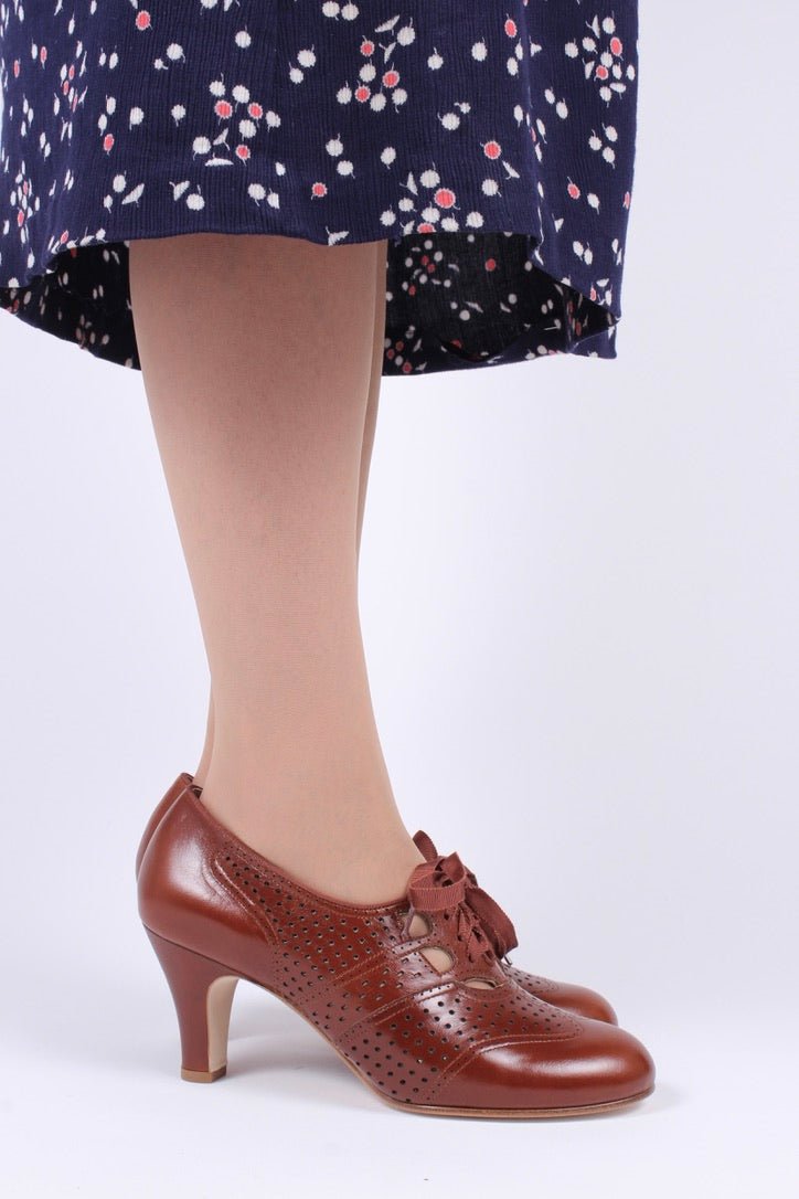 1930s oxford high heels - Cognac Brown