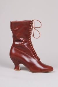 Feminine soft Edwardian style boot with pompadour heel, 1900-1915 - Cognac brown - Rose