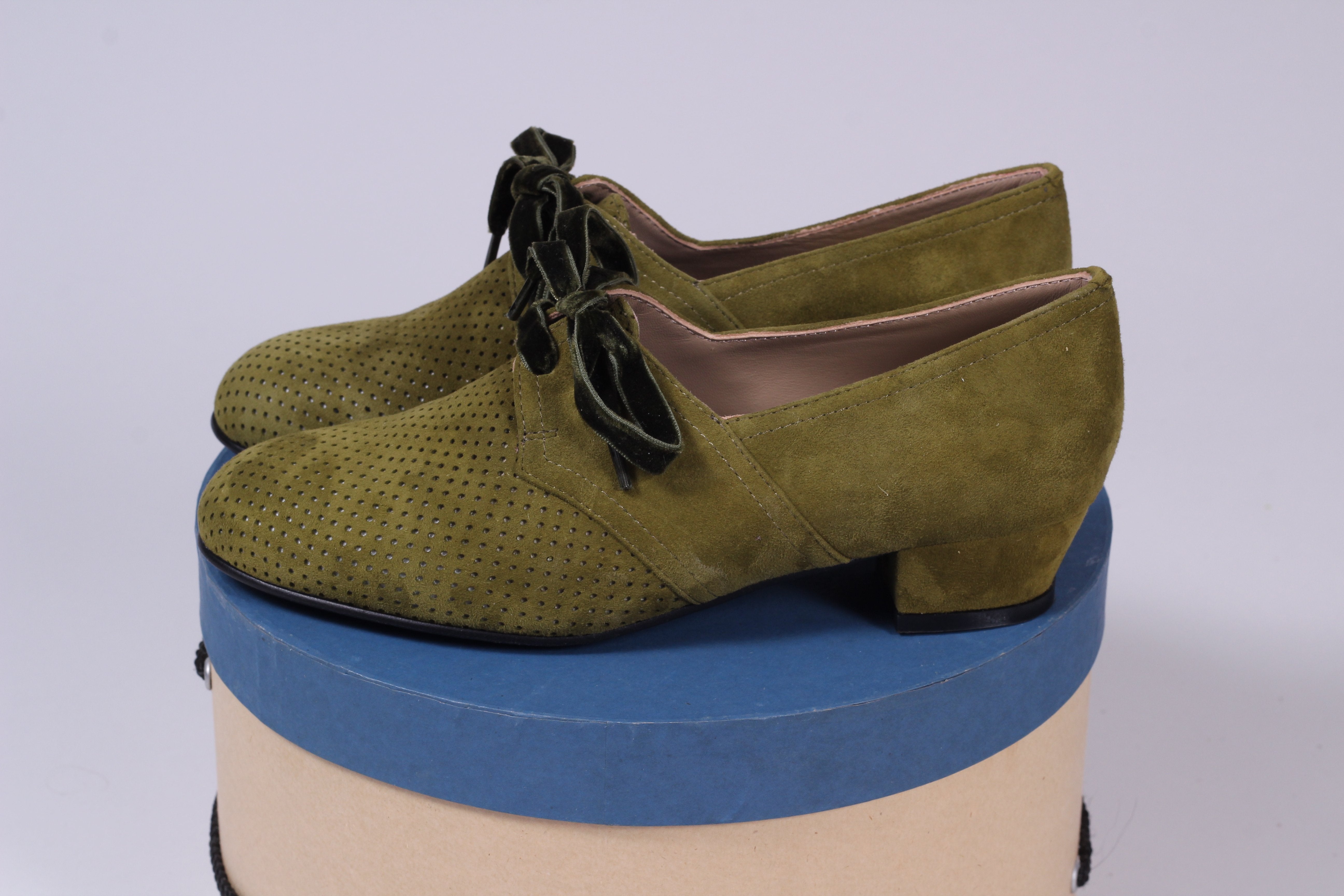 40s Oxford shoes in suede - Low heel - Green - Esther