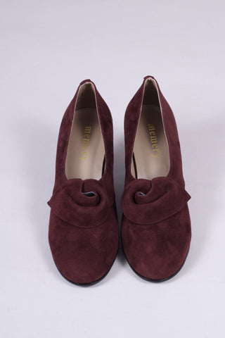 1940s style suede pumps with a rosette - Plum - Luise - memery
