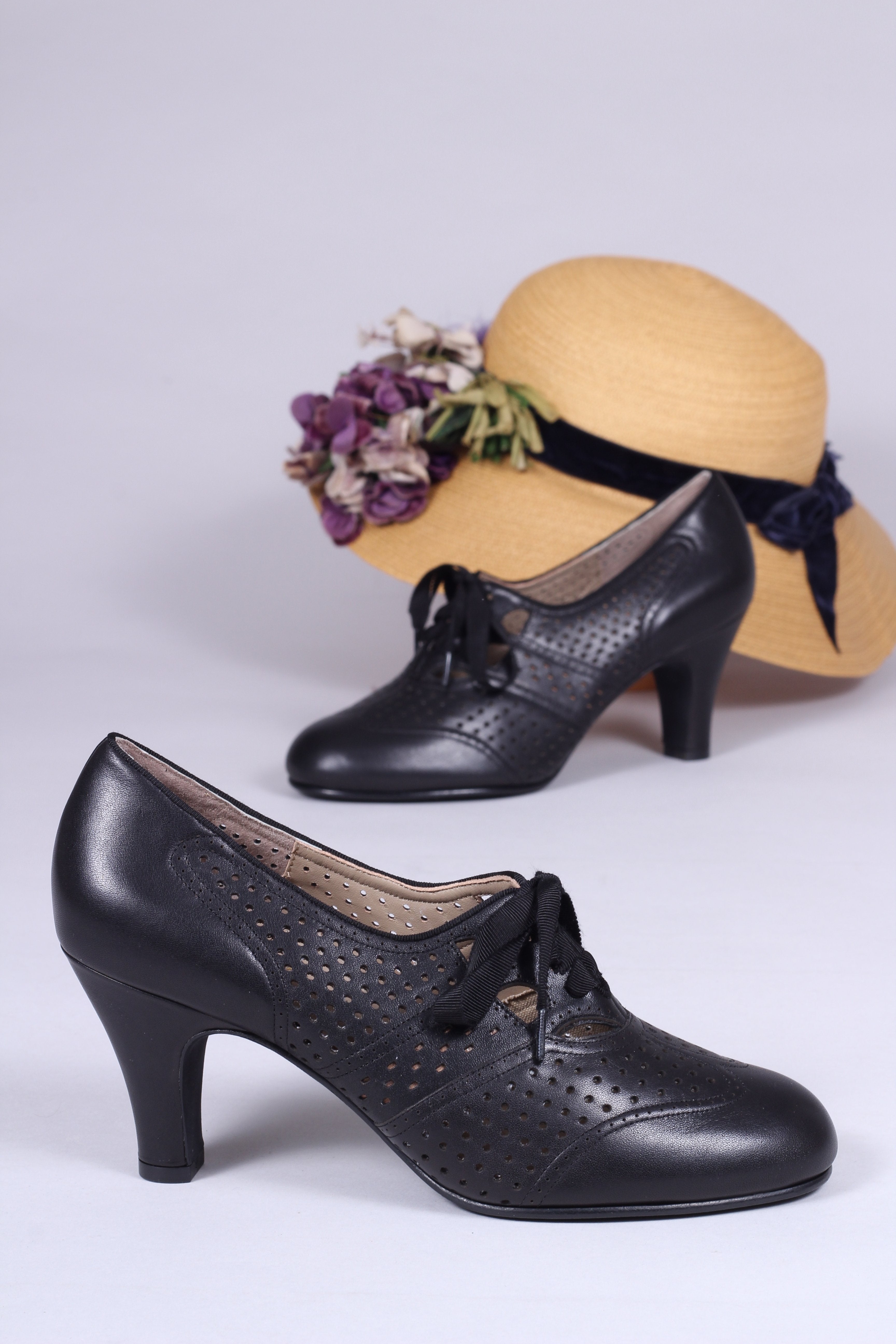 Oxford Shoes High Heels Early 1930s Oxford High Heels- Black