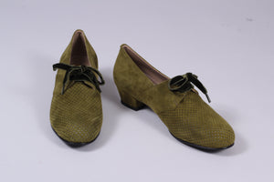 40s Oxford shoes in suede - Low heel - Green - Esther