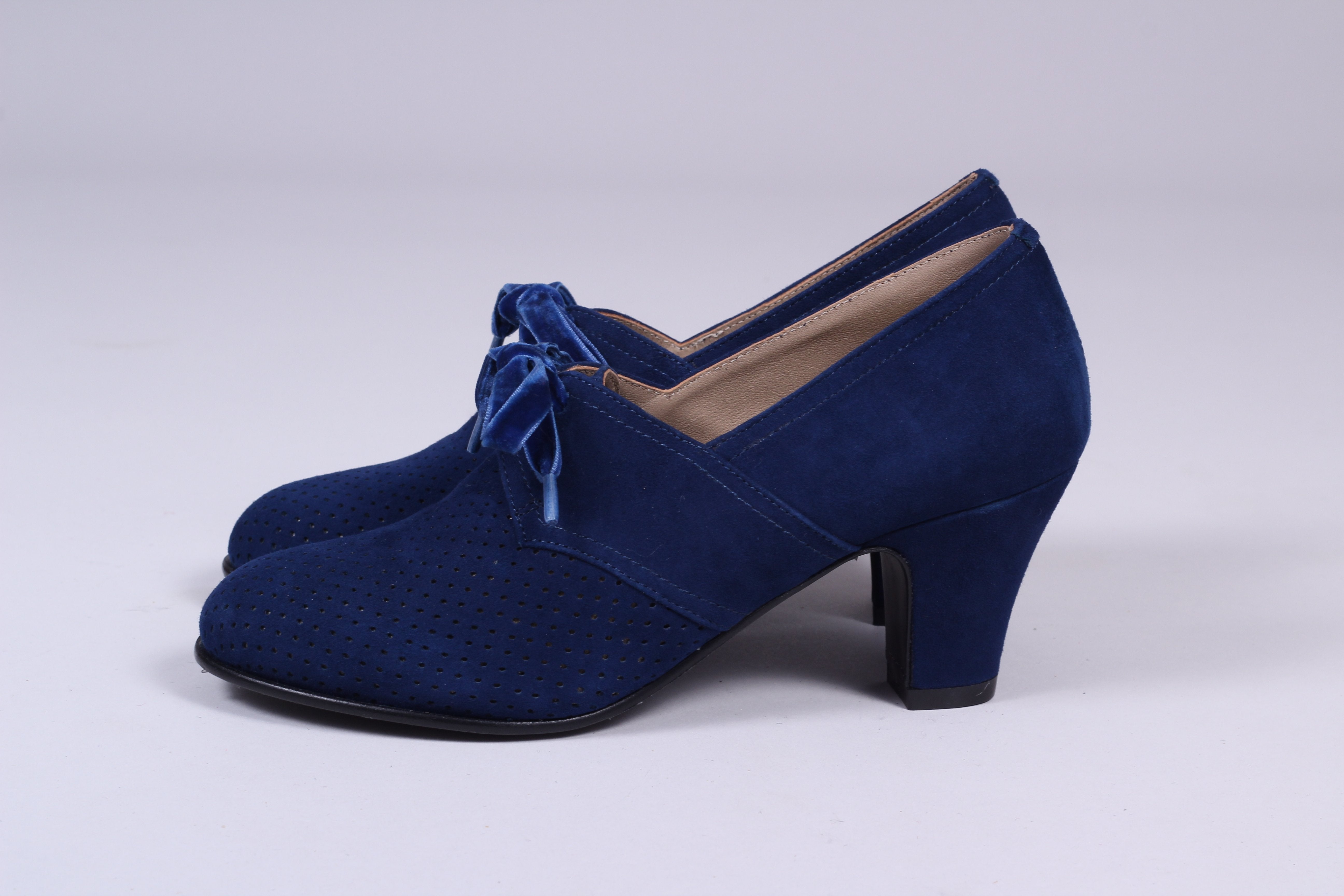 40's vintage style pumps in suede with lace - navy blue - Esther